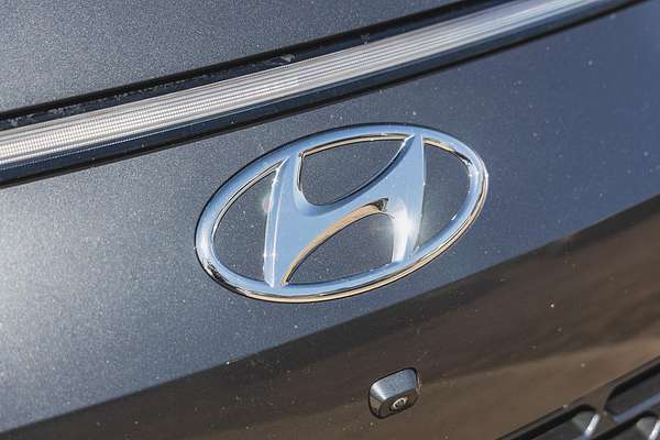 2022 Hyundai STARIA US4.V1