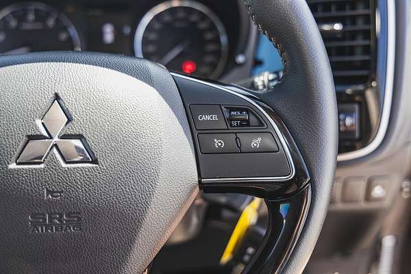 2020 Mitsubishi Outlander ES ZL