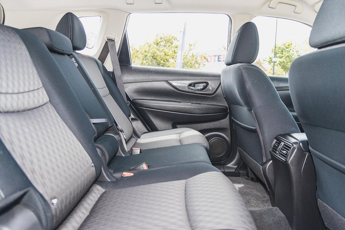 2021 Nissan X-TRAIL ST T32