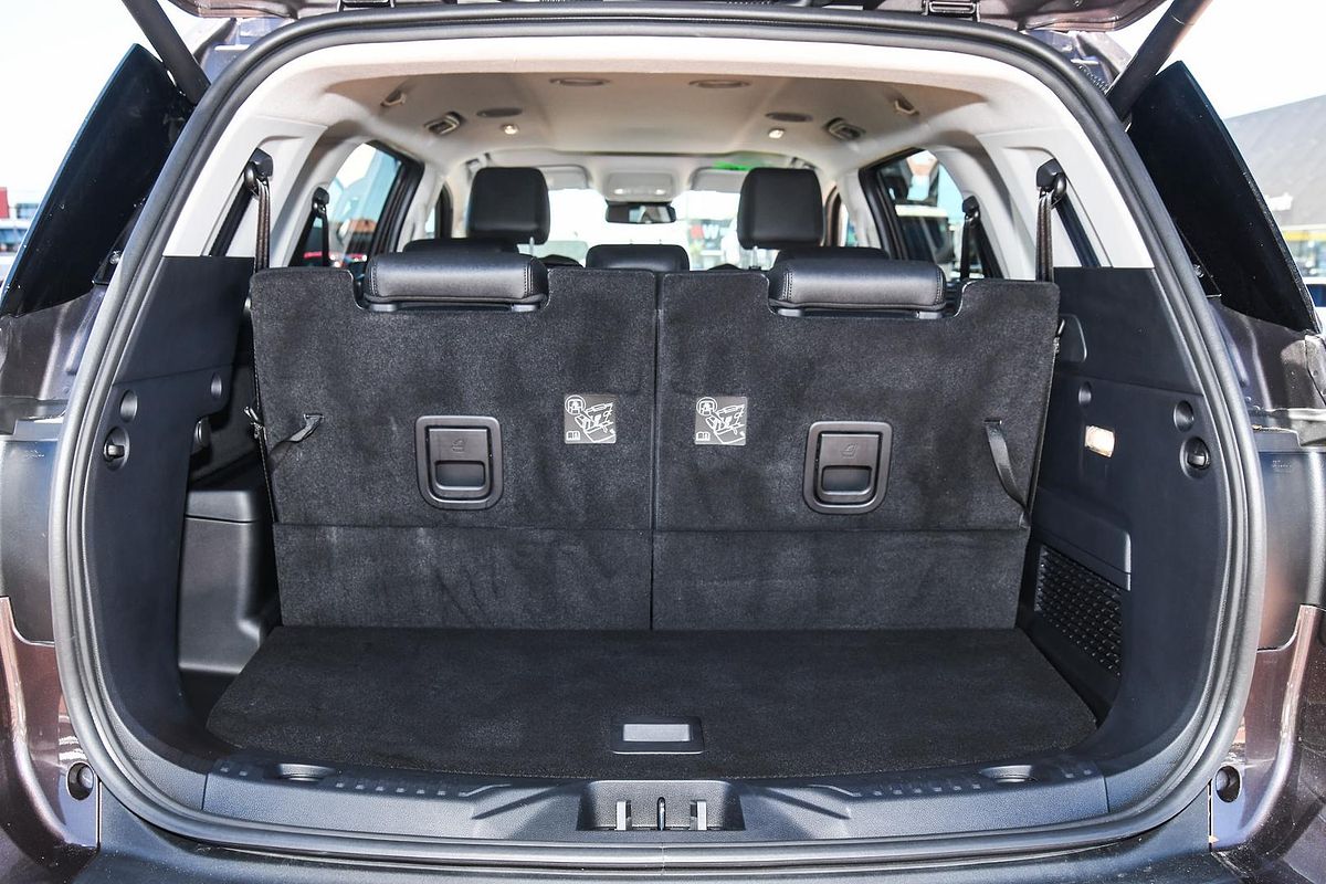 2025 Ford Everest Sport 2.0L