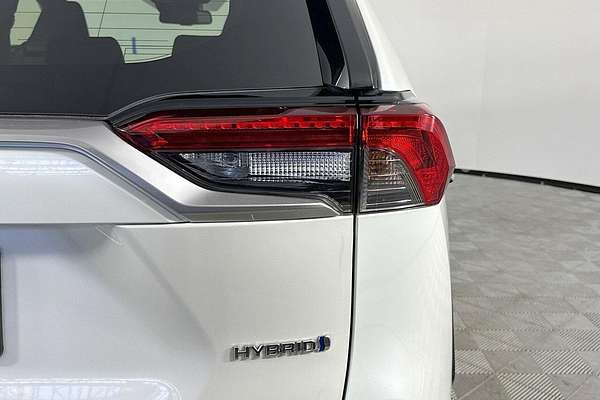 2022 Toyota RAV4 XSE AXAH54R