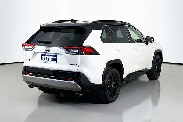 2022 Toyota RAV4 XSE AXAH54R