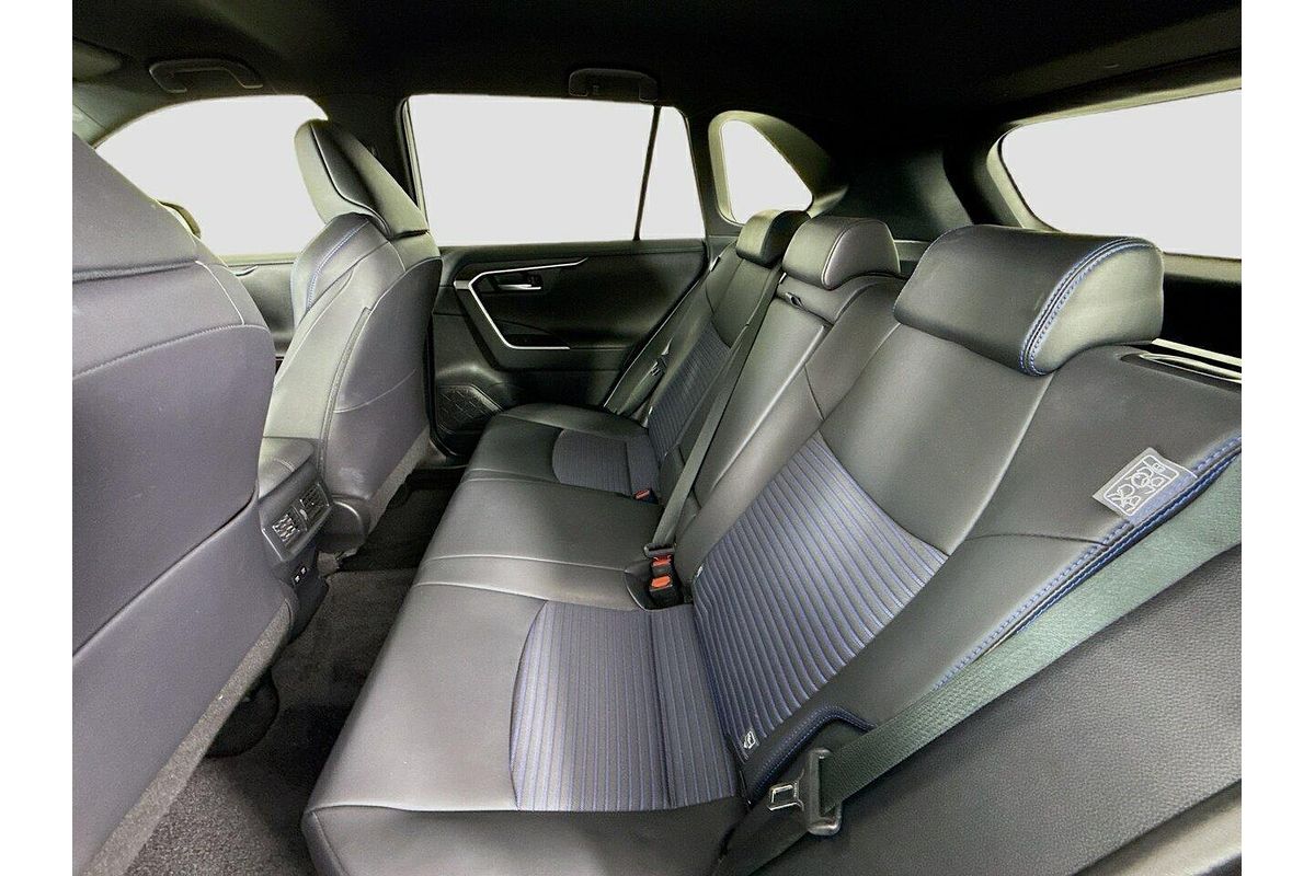 2022 Toyota RAV4 XSE AXAH54R