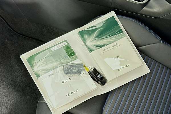 2022 Toyota RAV4 XSE AXAH54R