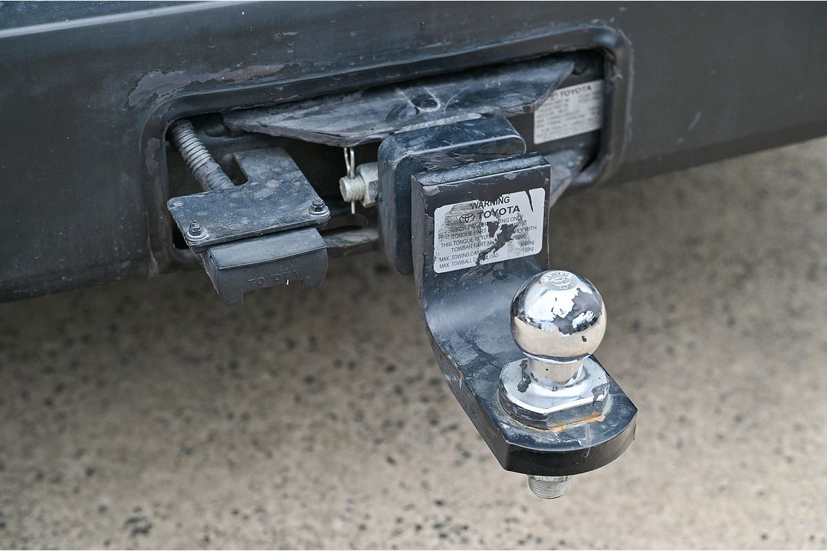 2022 Toyota Hiace GDH320R ELWB High Roof