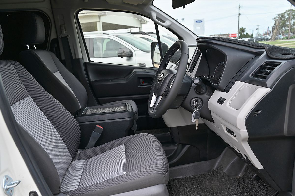 2022 Toyota Hiace GDH320R ELWB High Roof