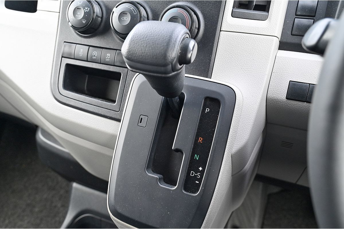 2022 Toyota Hiace GDH320R ELWB High Roof