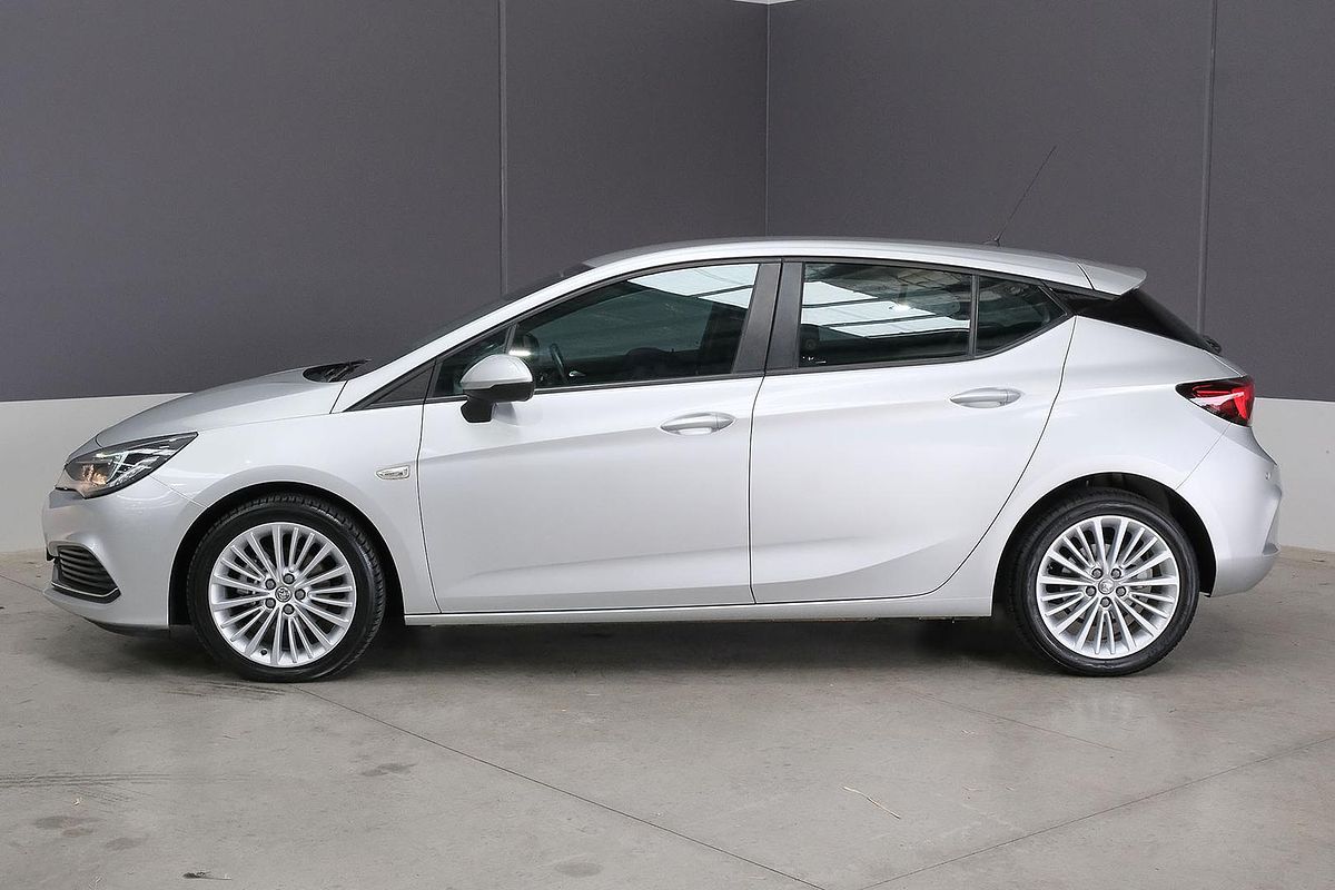 2017 Holden Astra R BK