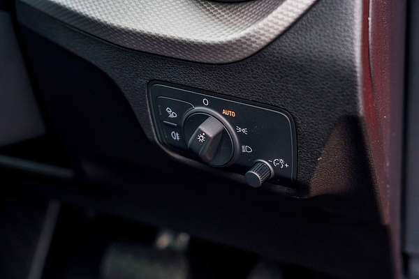 2025 Audi Q2 35 TFSI S line edition GA