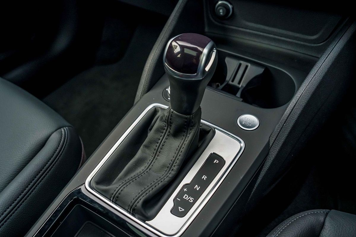 2025 Audi Q2 35 TFSI S line edition GA