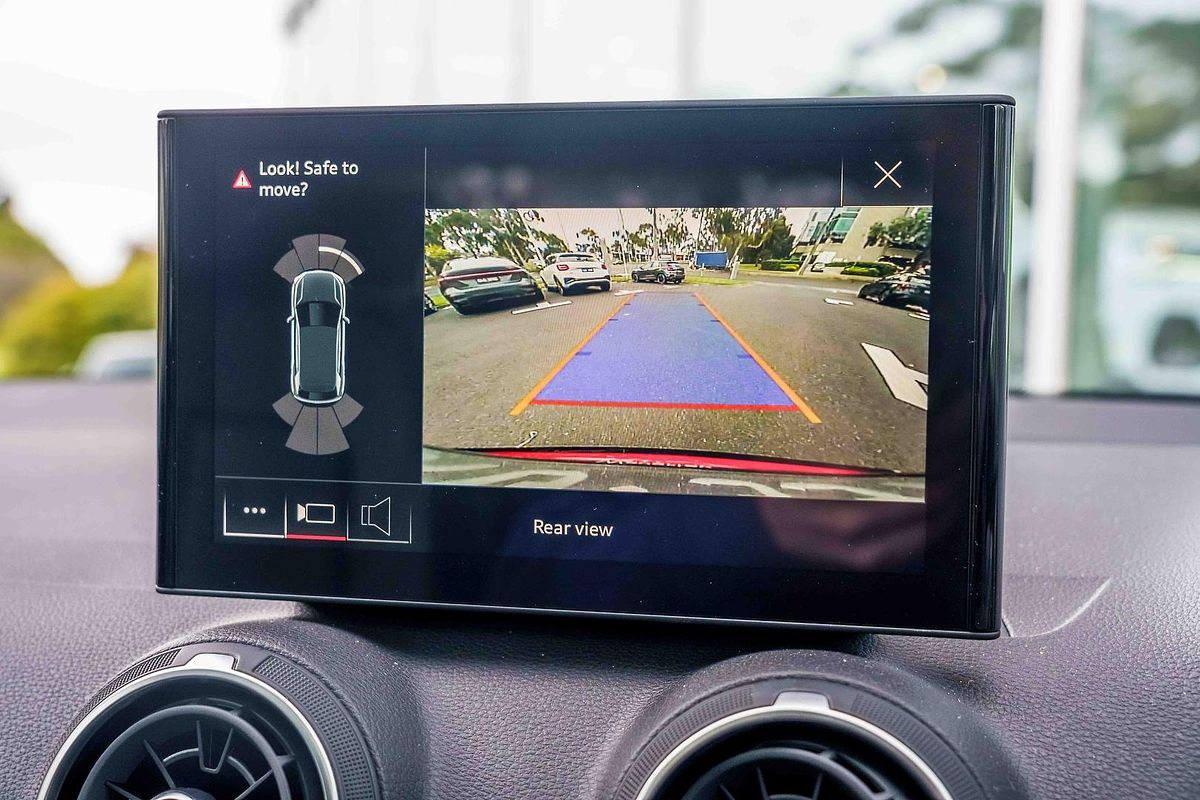 2025 Audi Q2 35 TFSI S line edition GA