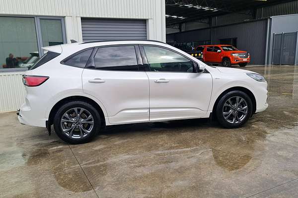 2020 Ford Escape ST-Line ZH