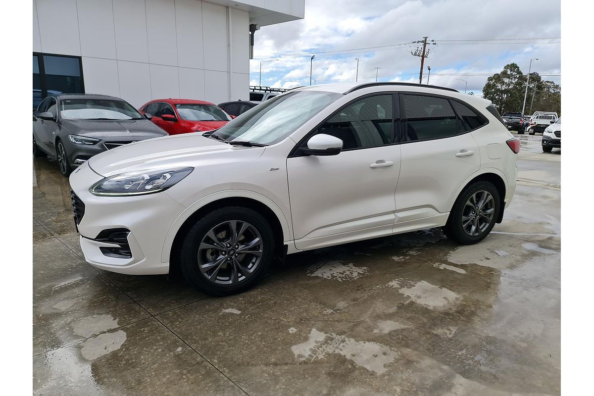 2020 Ford Escape ST-Line ZH