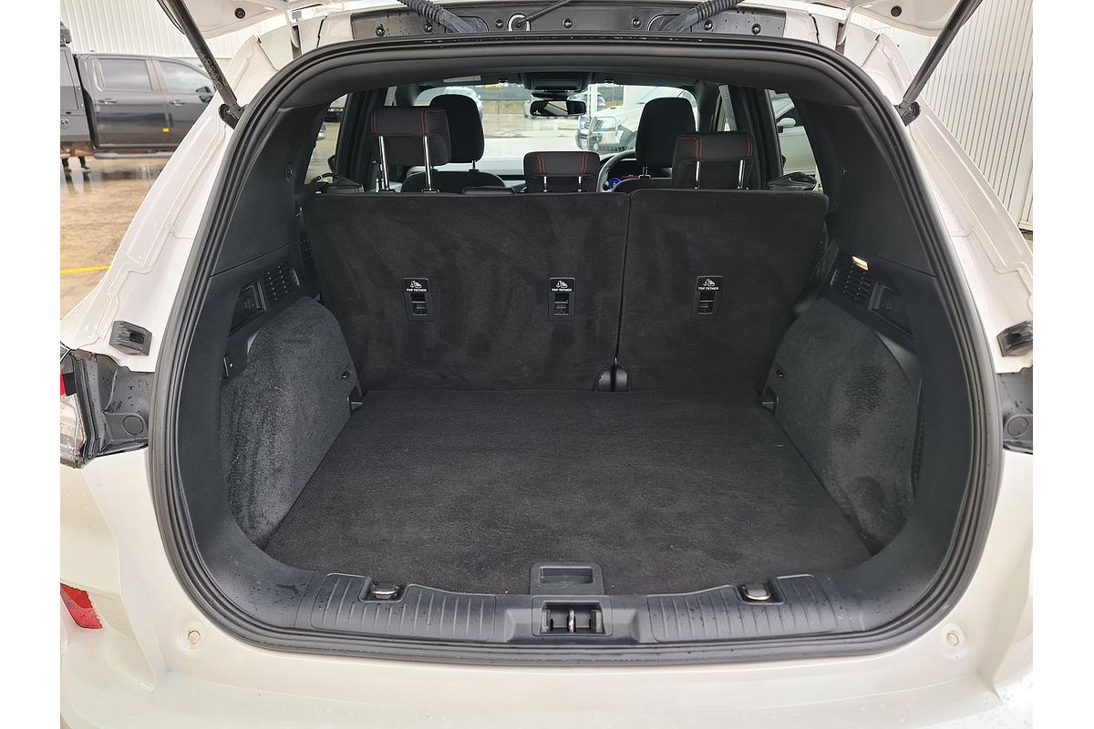 2020 Ford Escape ST-Line ZH