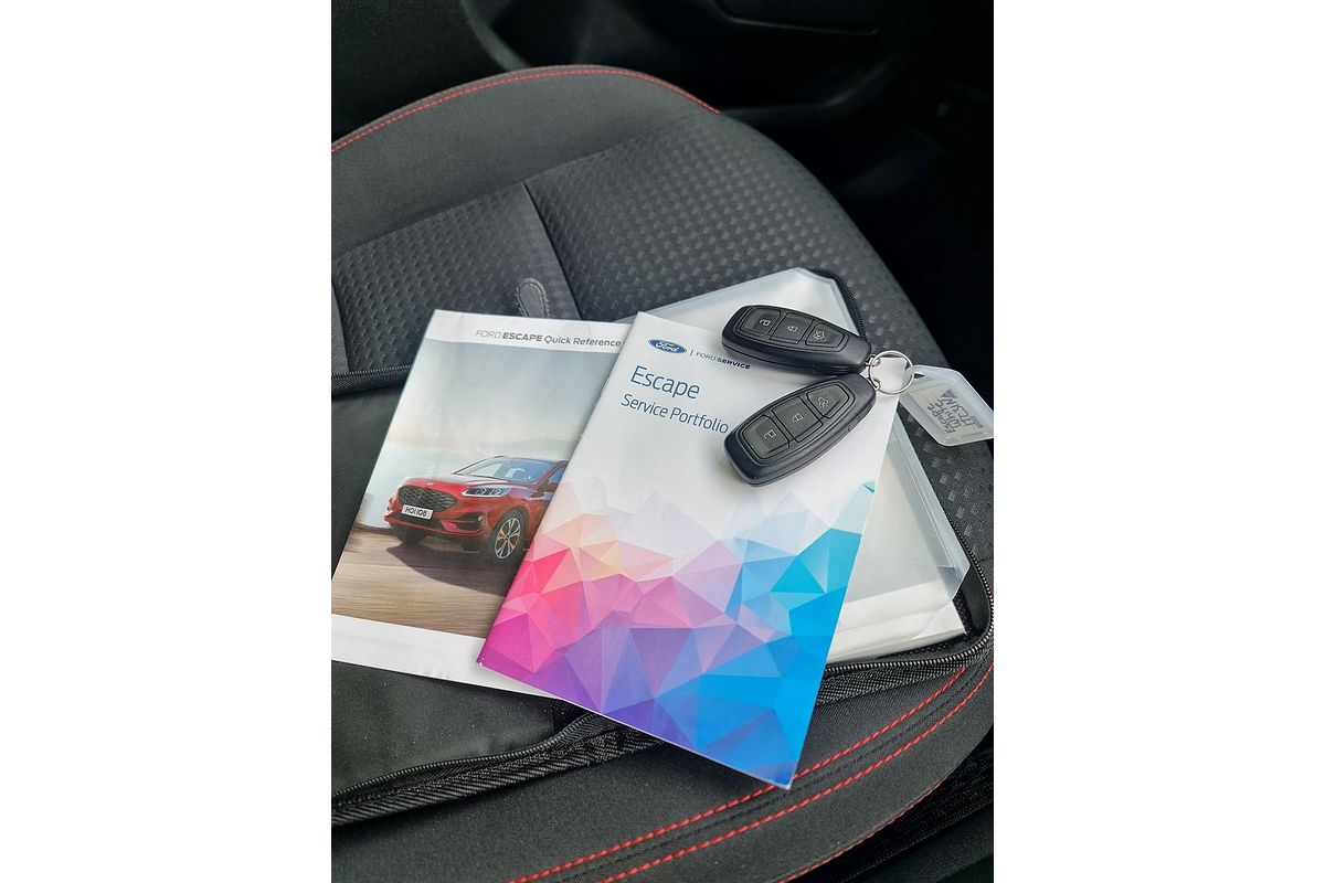 2020 Ford Escape ST-Line ZH