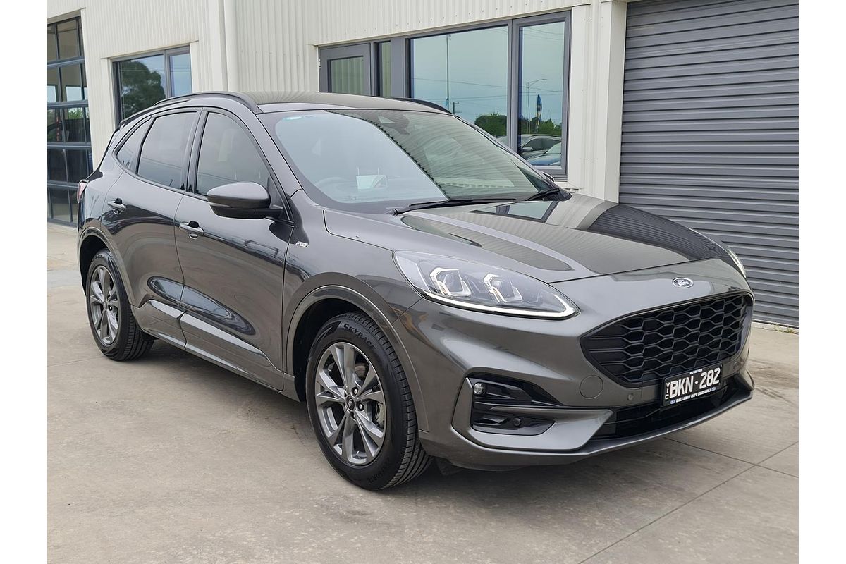 2020 Ford Escape ST-Line ZH