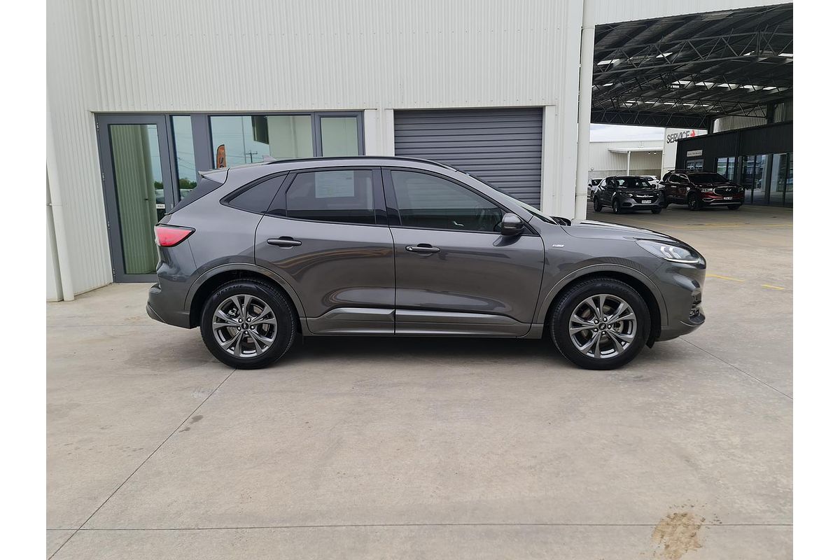 2020 Ford Escape ST-Line ZH