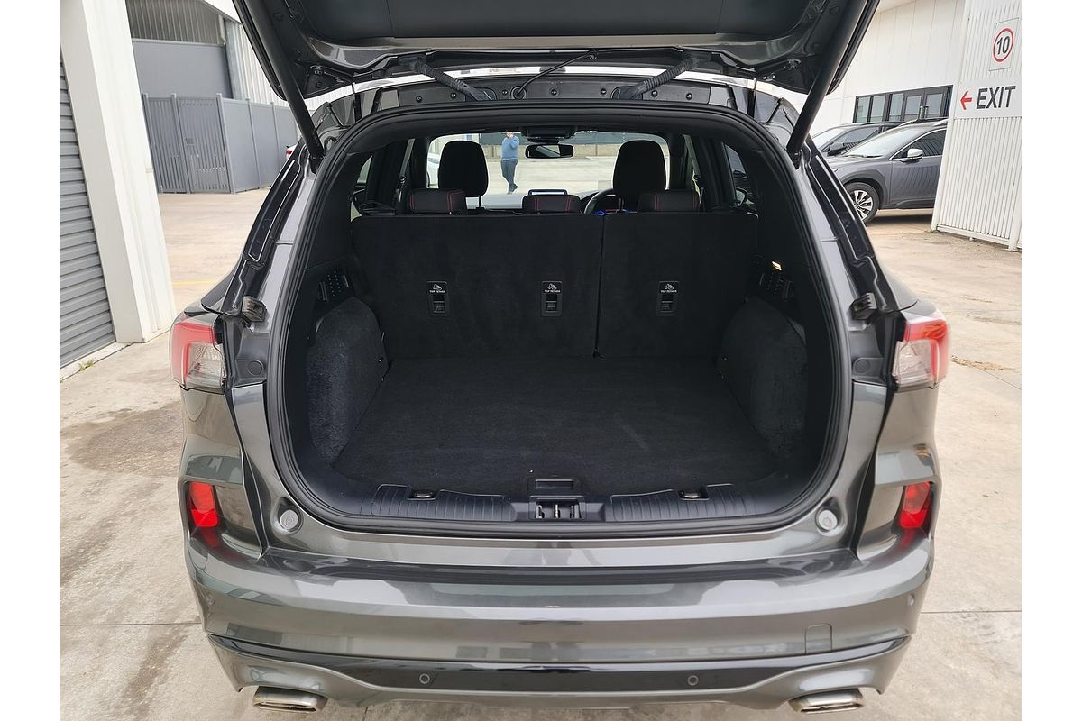 2020 Ford Escape ST-Line ZH