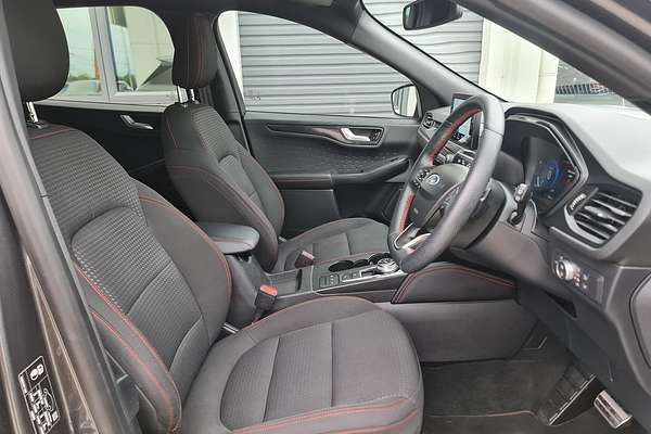 2020 Ford Escape ST-Line ZH