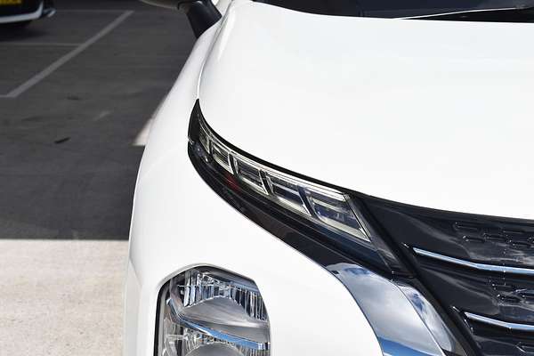 2023 Mitsubishi Outlander ES ZM