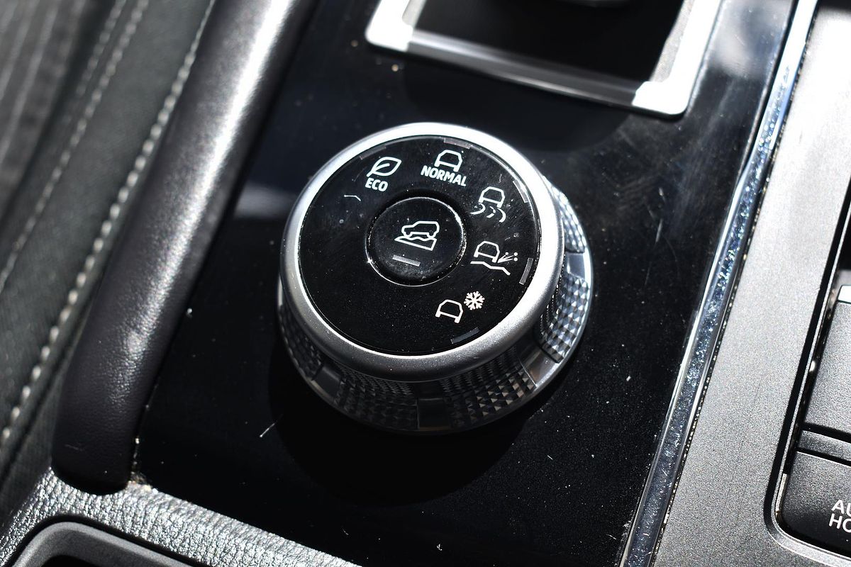 2023 Mitsubishi Outlander ES ZM