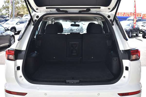 2023 Mitsubishi Outlander ES ZM