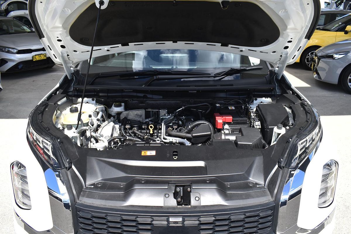 2023 Mitsubishi Outlander ES ZM