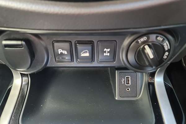 2020 Nissan Navara N-TREK Warrior D23 Series 4 4X4