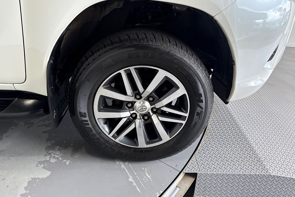 2018 Toyota Hilux SR5 GUN126R 4X4