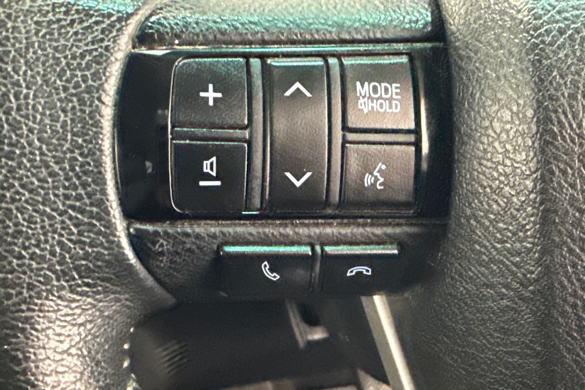 2018 Toyota Hilux SR5 GUN126R 4X4