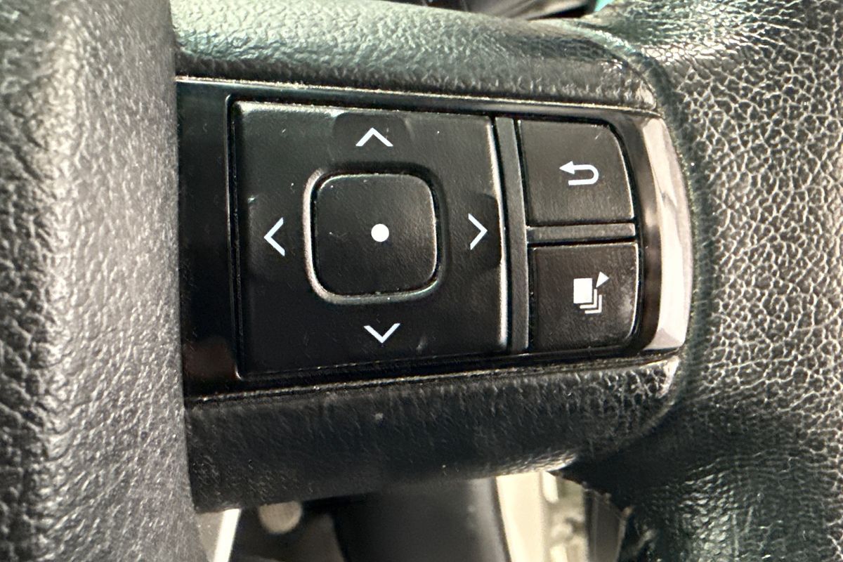 2018 Toyota Hilux SR5 GUN126R 4X4