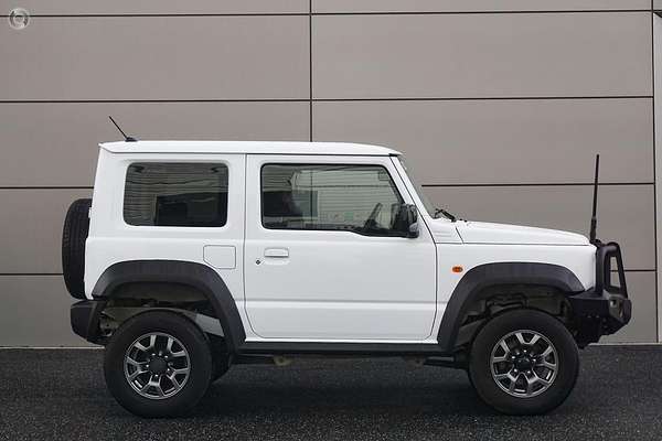 2022 Suzuki Jimny GLX GJ