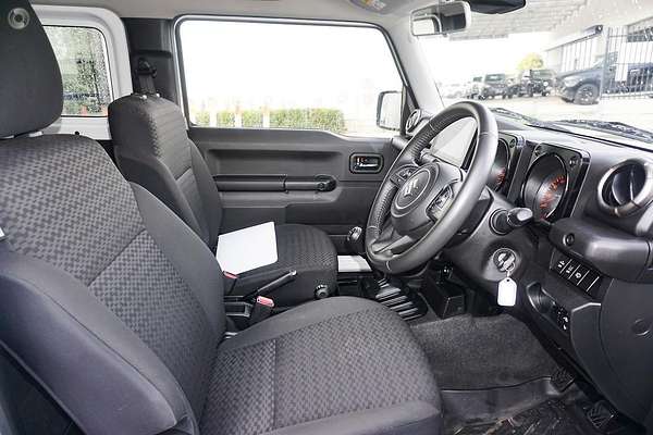 2022 Suzuki Jimny GLX GJ