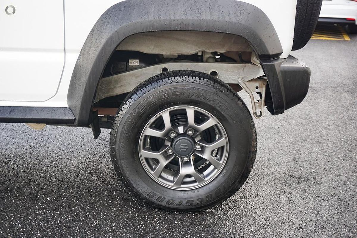 2022 Suzuki Jimny GLX GJ