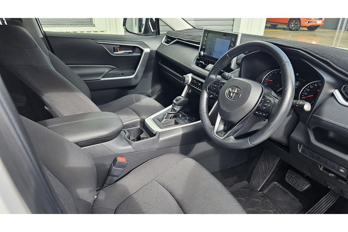 2019 Toyota RAV4 GXL MXAA52R