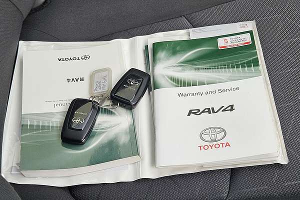 2019 Toyota RAV4 GXL MXAA52R