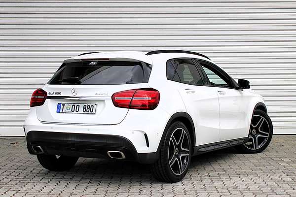 2018 Mercedes-Benz GLA-Class GLA250 X156