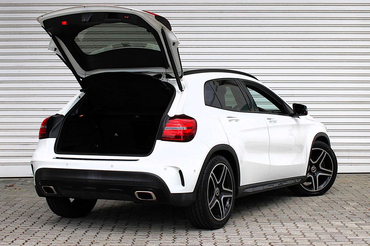 2018 Mercedes-Benz GLA-Class GLA250 X156