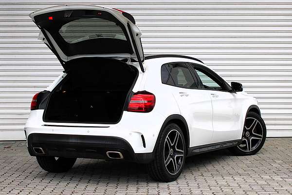 2018 Mercedes-Benz GLA-Class GLA250 X156