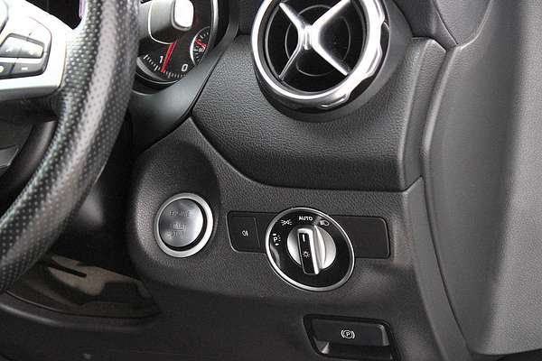 2018 Mercedes-Benz GLA-Class GLA250 X156