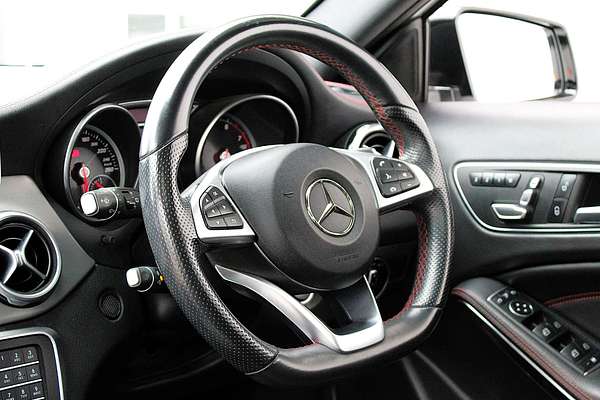 2018 Mercedes-Benz GLA-Class GLA250 X156