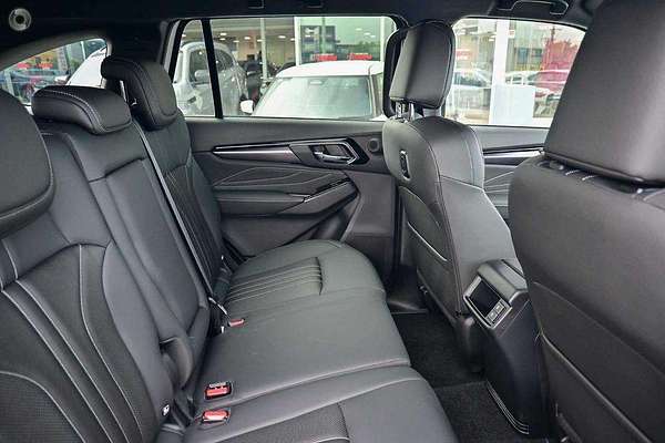 2025 Isuzu MU-X LS-T