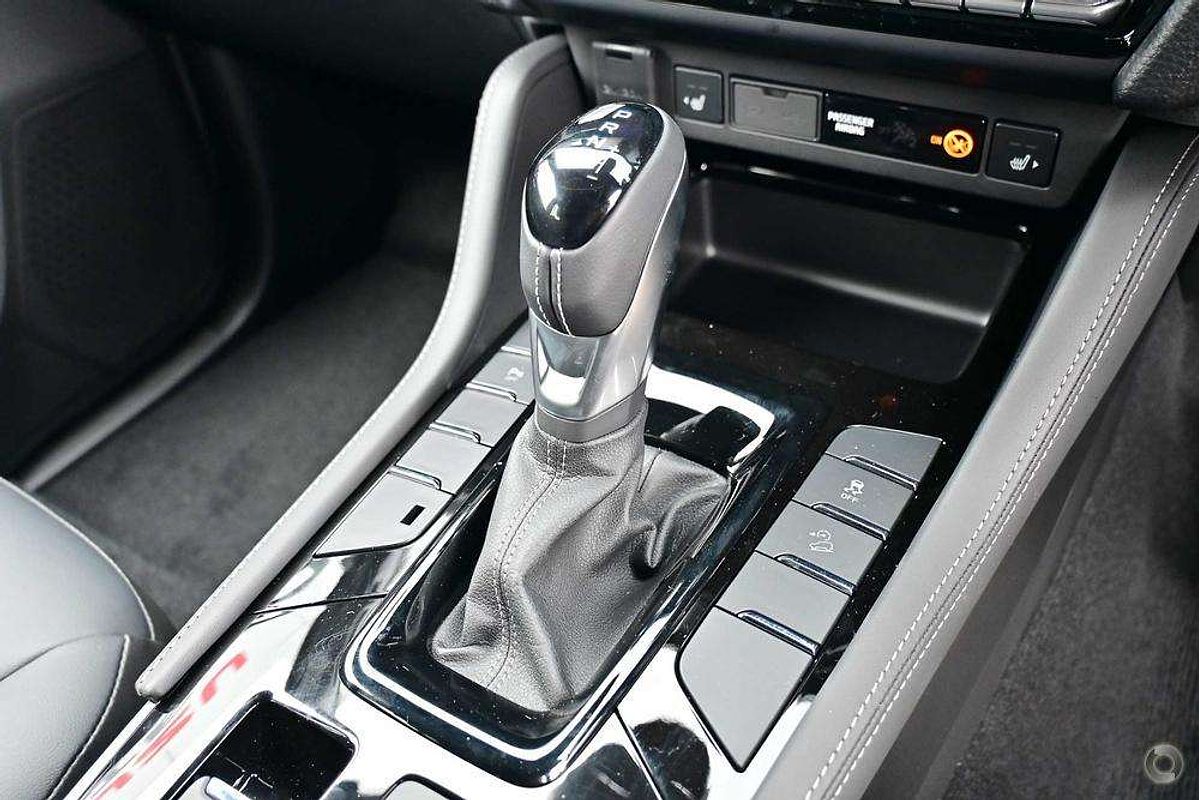 2025 Isuzu MU-X LS-T