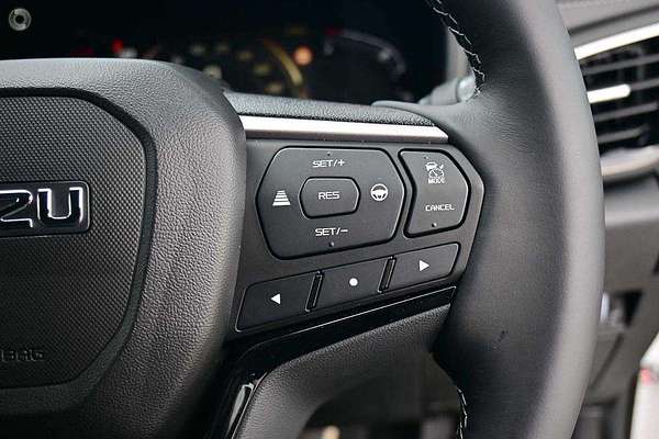 2025 Isuzu MU-X LS-T