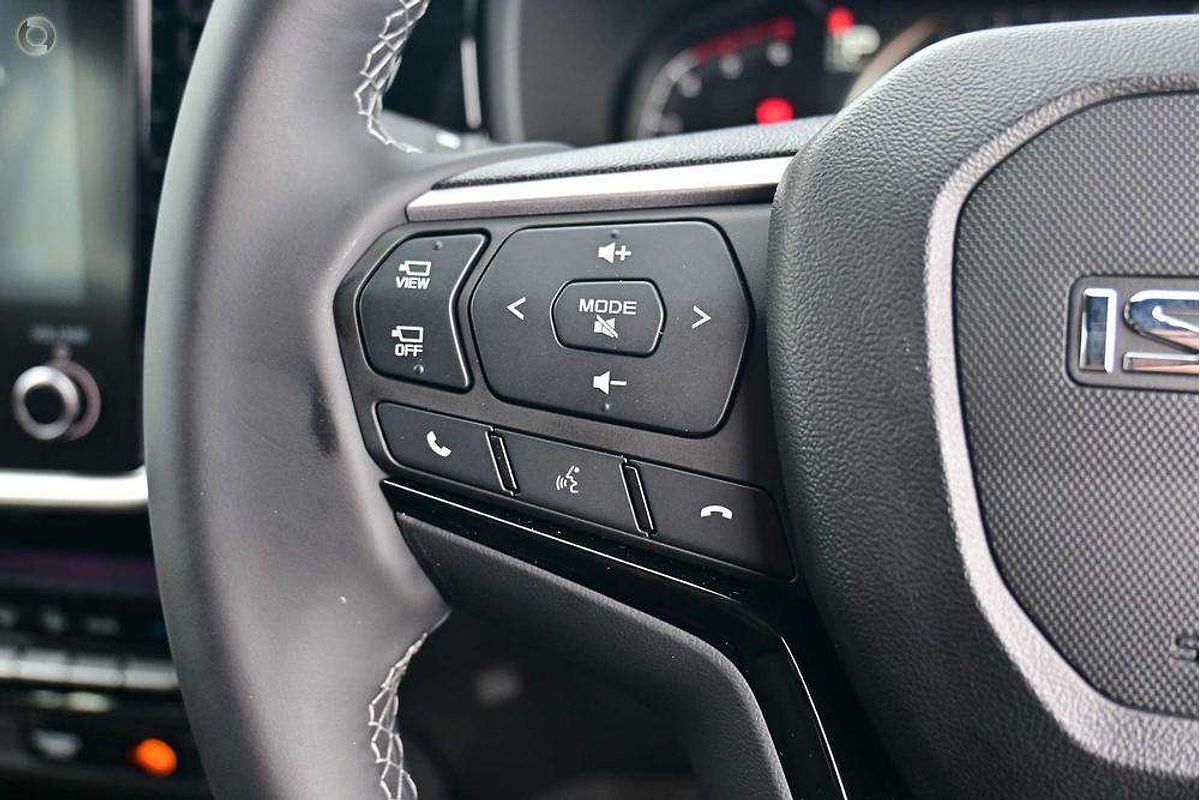 2025 Isuzu MU-X LS-T