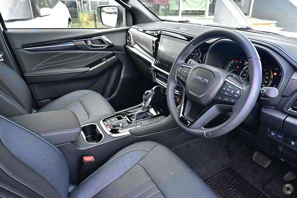 2025 Isuzu MU-X LS-T