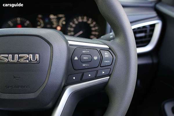 2025 Isuzu MU-X LS-M