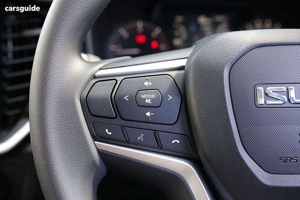 2025 Isuzu MU-X LS-M