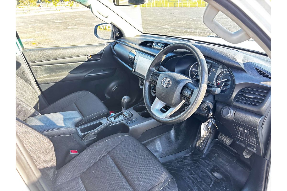 2020 Toyota Hilux SR GUN126R 4X4