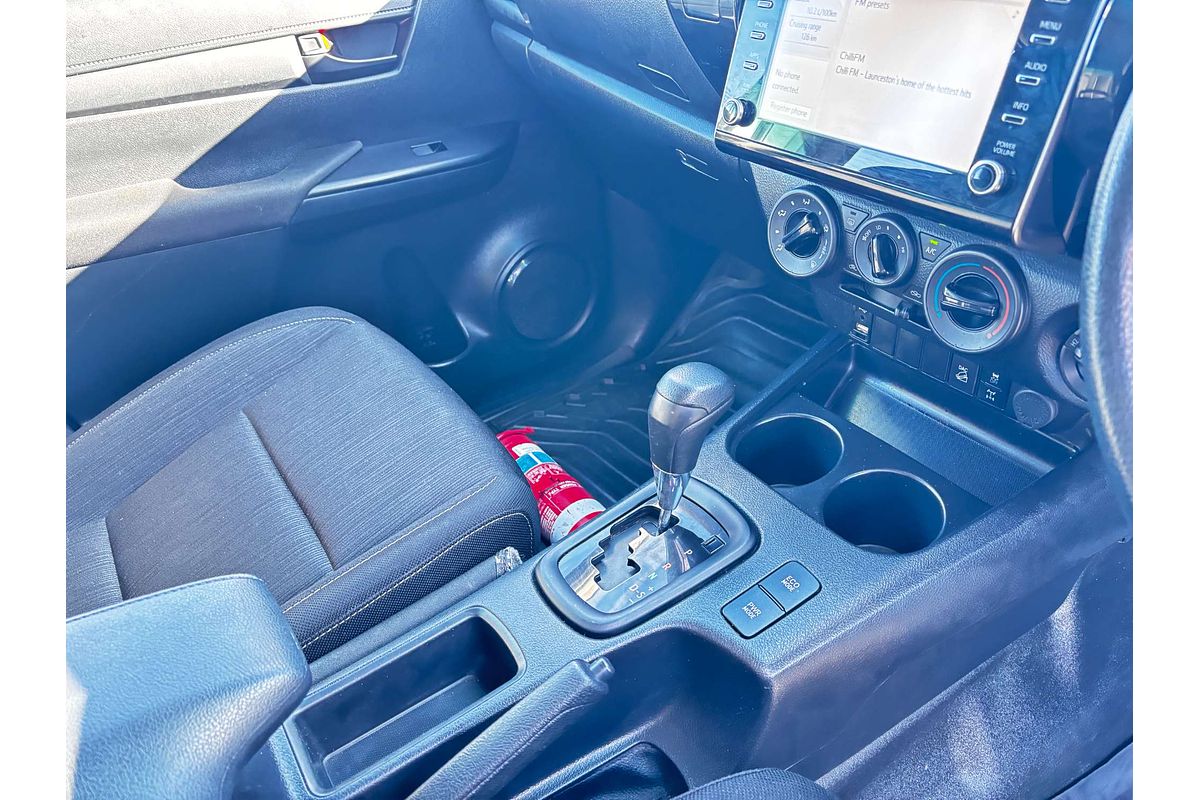 2020 Toyota Hilux SR GUN126R 4X4